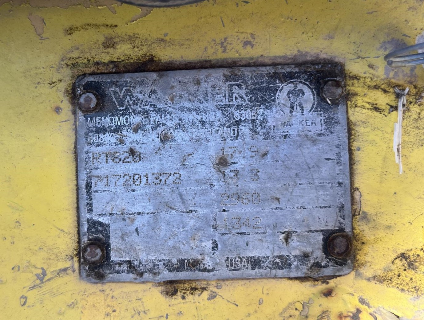 ./imagenes/INVOICE/2019/13889/WACKER RT820 (10).JPG